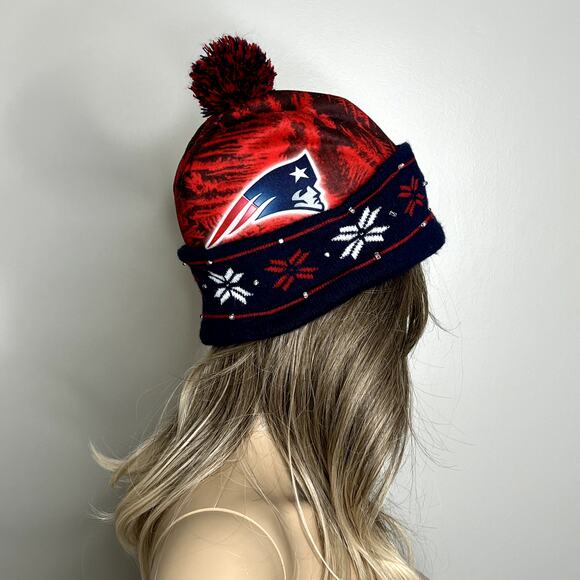 New England Patriots Winter Pom Pom Beanie Hat - Picture 1 of 3